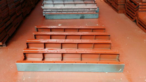 武汉�l�合钢模板公�总��l�定型组合钢模板施工注意事项